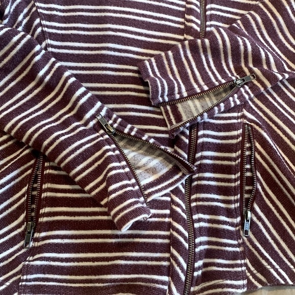 Lucky Brand Striped Jacket With Asymmetrical Zipper Size Medium - Picture 11 of 14